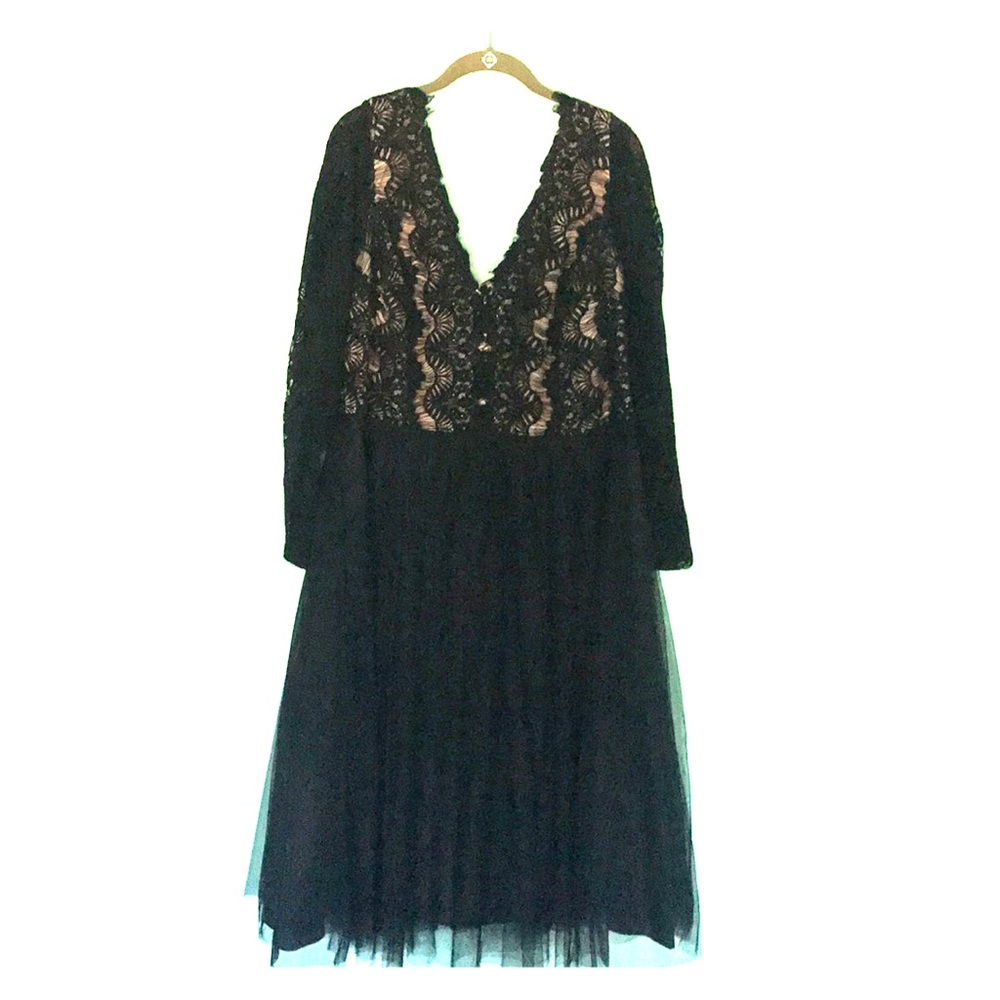 Beautiful black dress